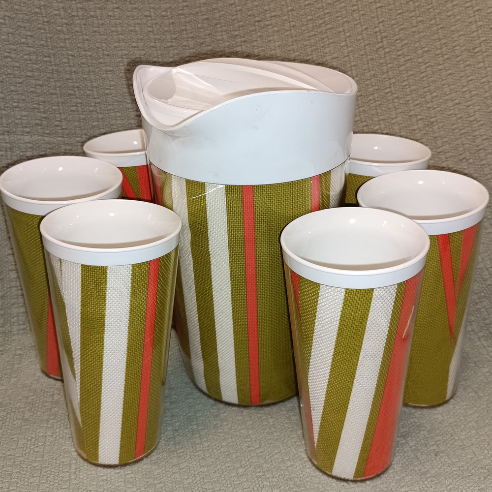Vintage Pitcher & 6 Tumbler Set Mid Century Mod 1960s Patio Drinkware Avocado